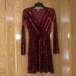 🌟Brand New!!🌟 Velvet, Burgundy, babydoll dress🌹